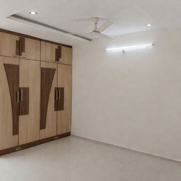 Room in 3 BHK Builder Floor at Madhapur – for Rent