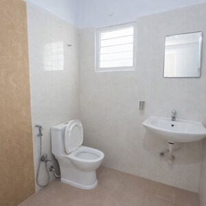 Bathroom in 3 BHK Builder Floor at Madhapur – for Rent