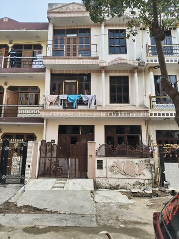 2 BHK Independent House For Sale in Sector 36 Greater Noida