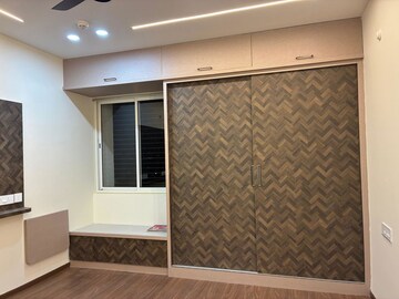 Room in 3 BHK Builder Floor at Kondapur – for Rent