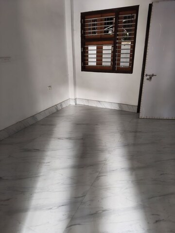 Room in 4 BHK Independent House at Sector 36 Greater Noida – for Sale