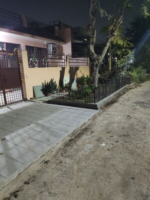 4 BHK Independent House For Sale in Sector 36 Greater Noida