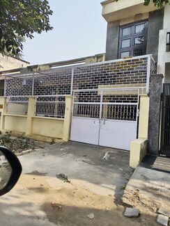 2 BHK Independent House For Sale in XU III Greater Noida