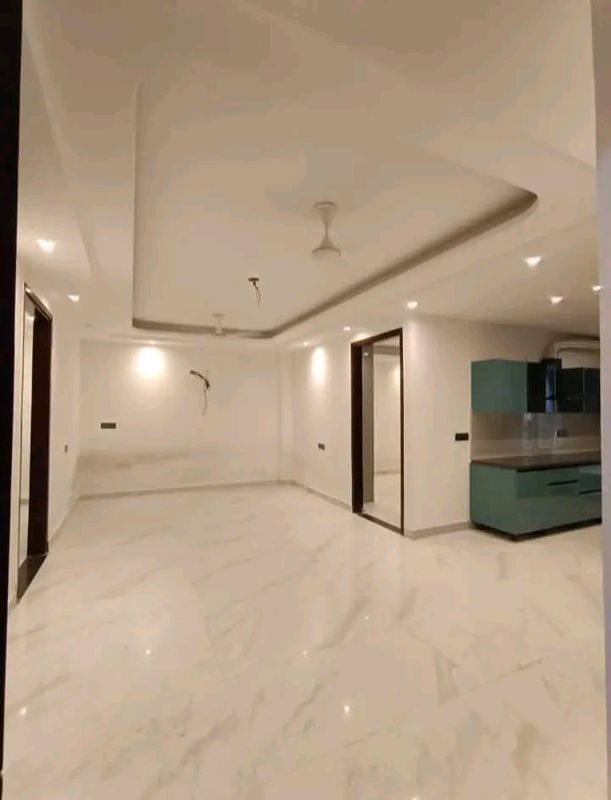 3 BHK + Servant Room 1500 Sq.Ft. Apartment in Risland Sky Mansion