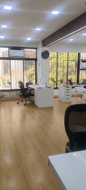  Office Space For Rent in Samruddhi Apartment Malad, Malad West