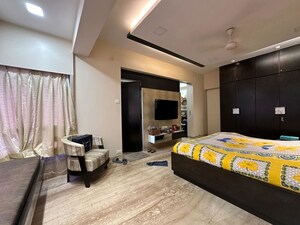 Bedroom in 2 BHK Apartment at Neelkanth Apartment Worli, Worli – for Rent