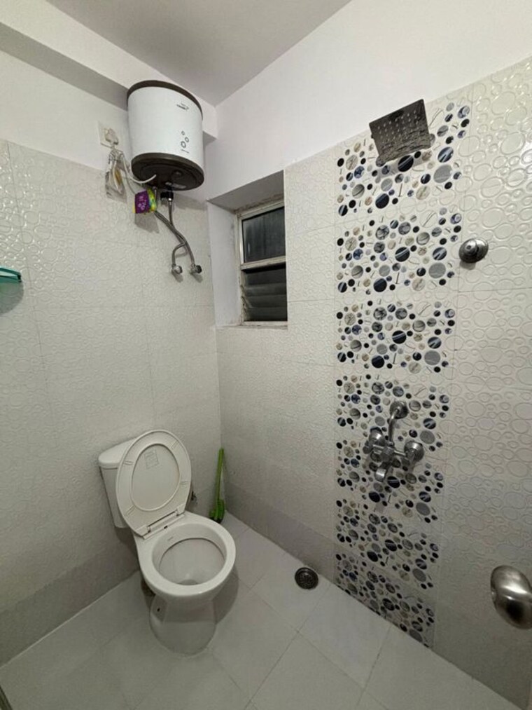 Bathroom, kondapur 3 Bedroom 1900 Sq.Ft. Builder Floor In Kondapur Hyderabad 9921885