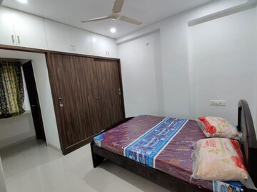 Bedroom in 1 BHK Builder Floor at Kondapur – for Rent
