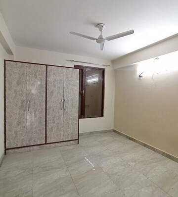3 BHK Builder Floor For Rent in Signature Tower Sector 30, Sector 30