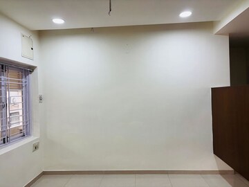 Room in 3 BHK Builder Floor at Madhapur – for Rent