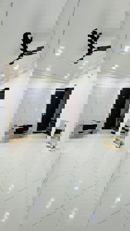 2 BHK Apartment For Sale in Aparna Sarovar Zicon