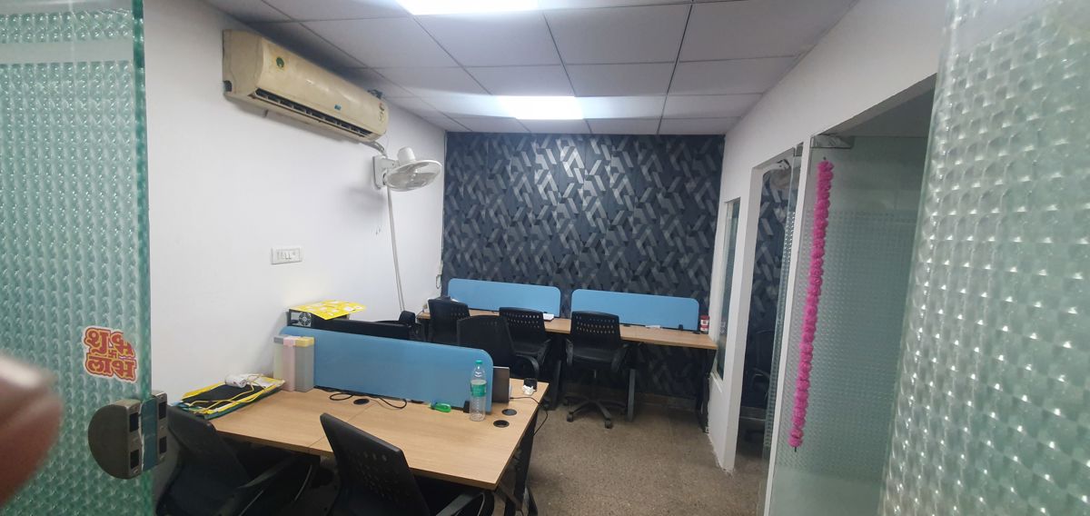 Office Space For Rent in Sector 4