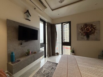 Bedroom in 2 BHK Apartment at Lodha The Park, Worli – for Rent