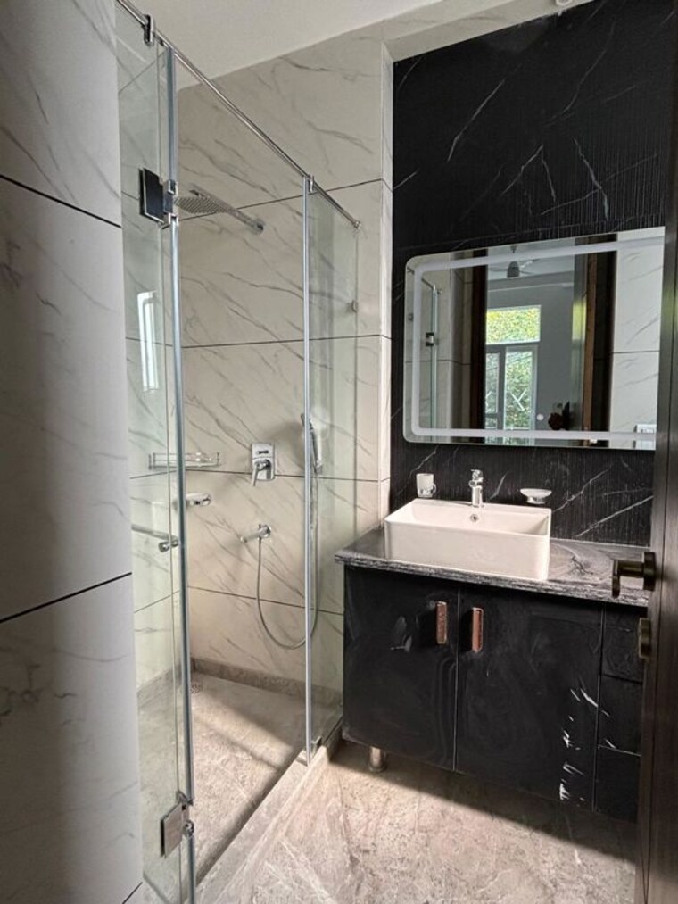 Kitchen, saket 3 Bedroom 1800 Sq.Ft. Builder Floor In Saket Delhi 9921960