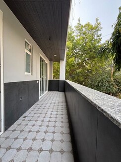3 BHK + Servant Room Builder Floor For Rent in Saket
