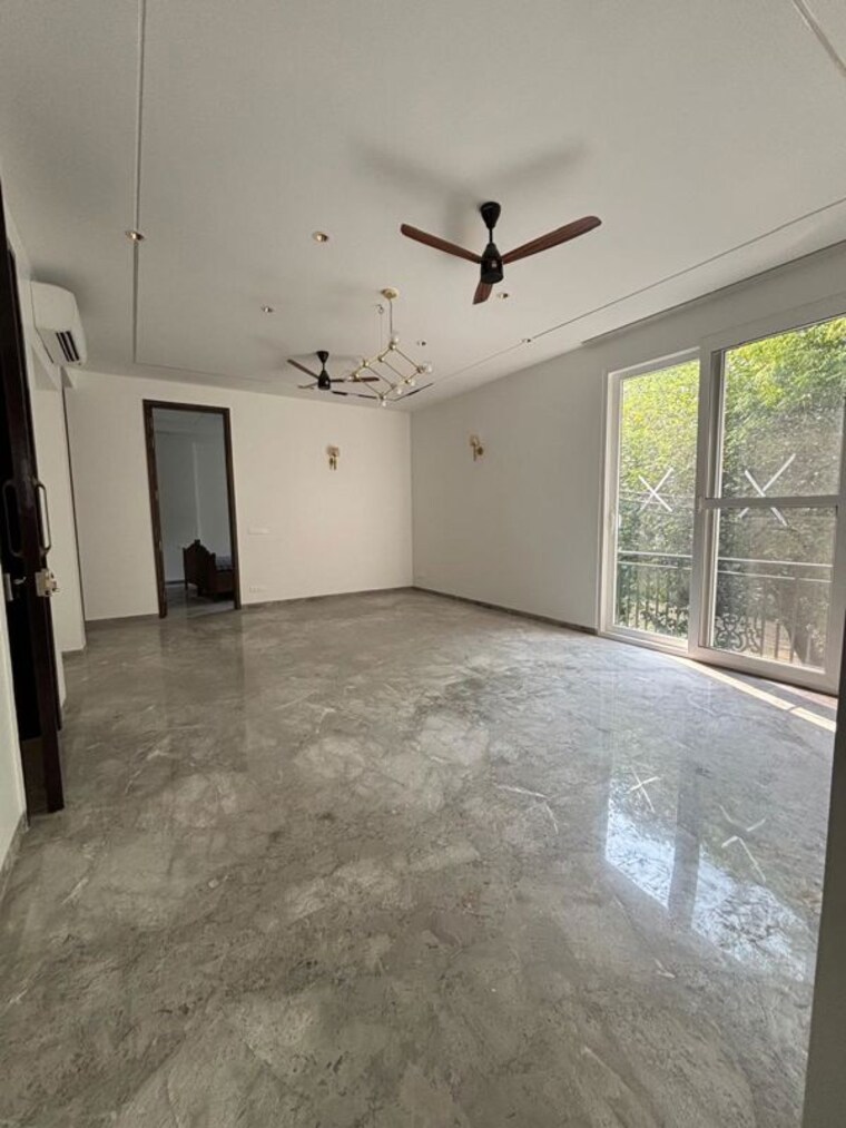 Room, saket 3 Bedroom 1800 Sq.Ft. Builder Floor In Saket Delhi 9921960