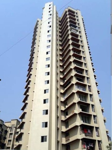 2 BHK Apartment For Rent in Universal Cubical, Jogeshwari West