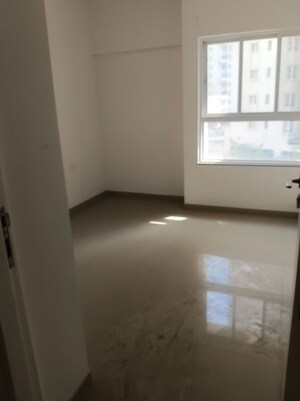 Room in 3 BHK Apartment at Godrej Prana, Undri – for Rent