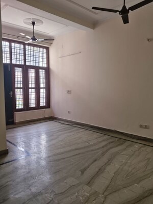 Room in 2 BHK Villa at RWA Apartments Sector 122, Sector 122 – for Rent