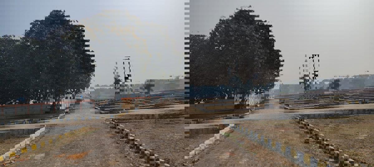 Plot For Sale in Mohanlalganj