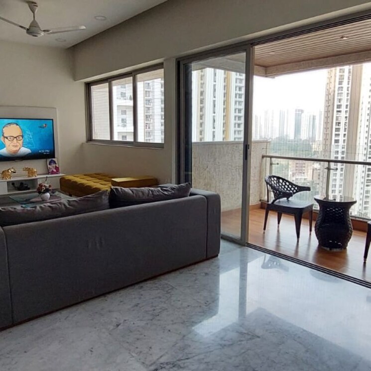 Kitchen, lodha-luxuria-priva 3 Bedroom 1300 Sq.Ft. Apartment In Majiwada Thane 9922025