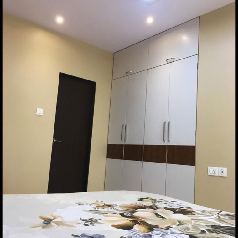 Room, conwood-enclave 3 Bedroom 1002 Sq.Ft. Apartment In Pokhran Road No Two Thane 9922049