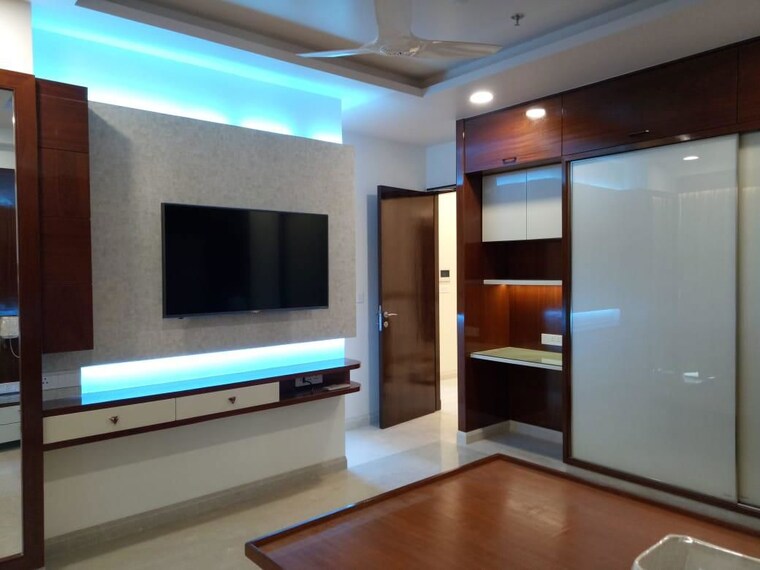 Bedroom, indiabulls-blu 4 Bedroom 1600 Sq.Ft. Apartment In Worli Mumbai 9922036