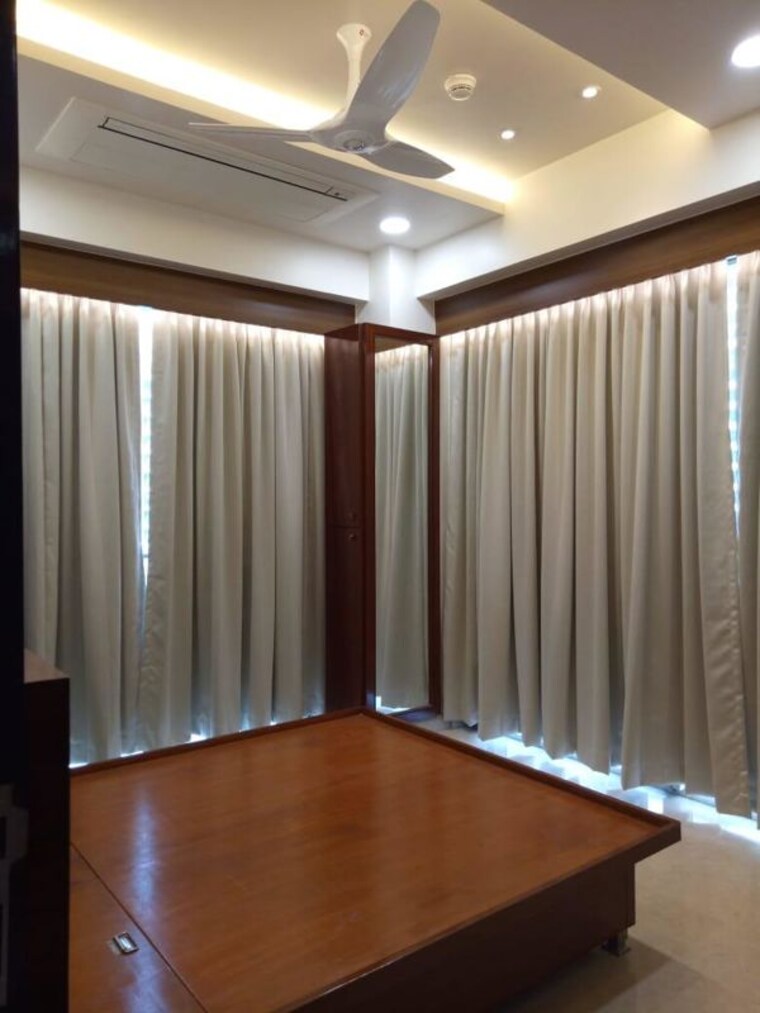 Bedroom, indiabulls-blu 4 Bedroom 1600 Sq.Ft. Apartment In Worli Mumbai 9922036