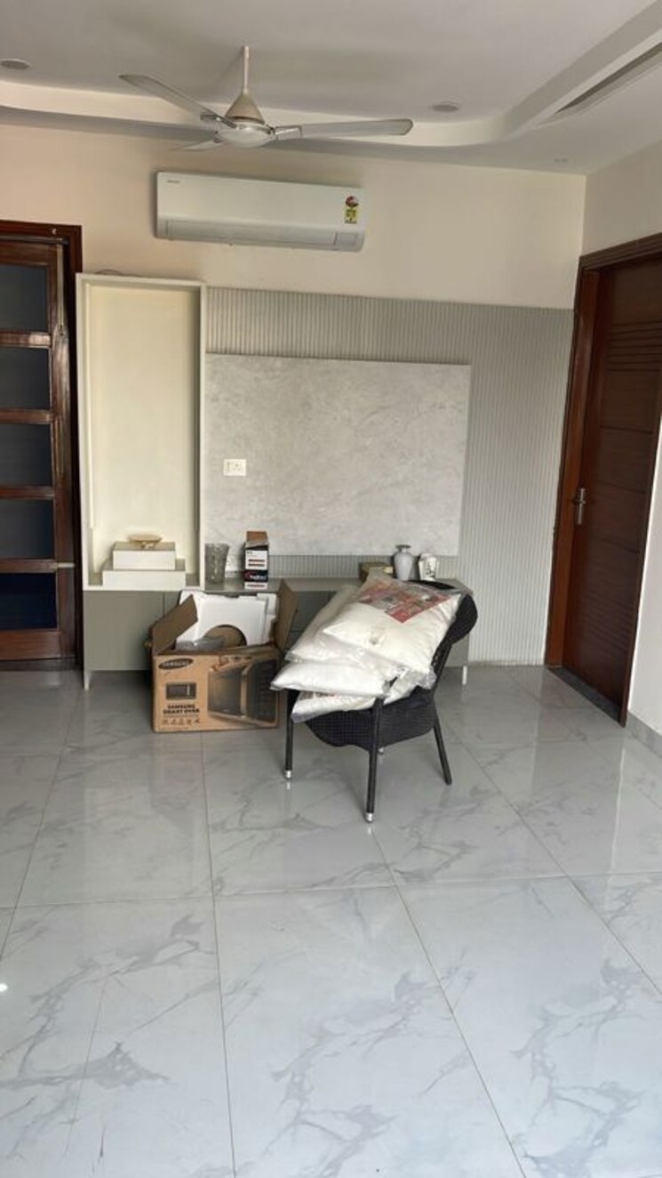 Team Area, panchkula urban estate 3 Bedroom 200 Sq.Yd. Builder Floor In Panchkula Urban Estate Panchkula 9914004