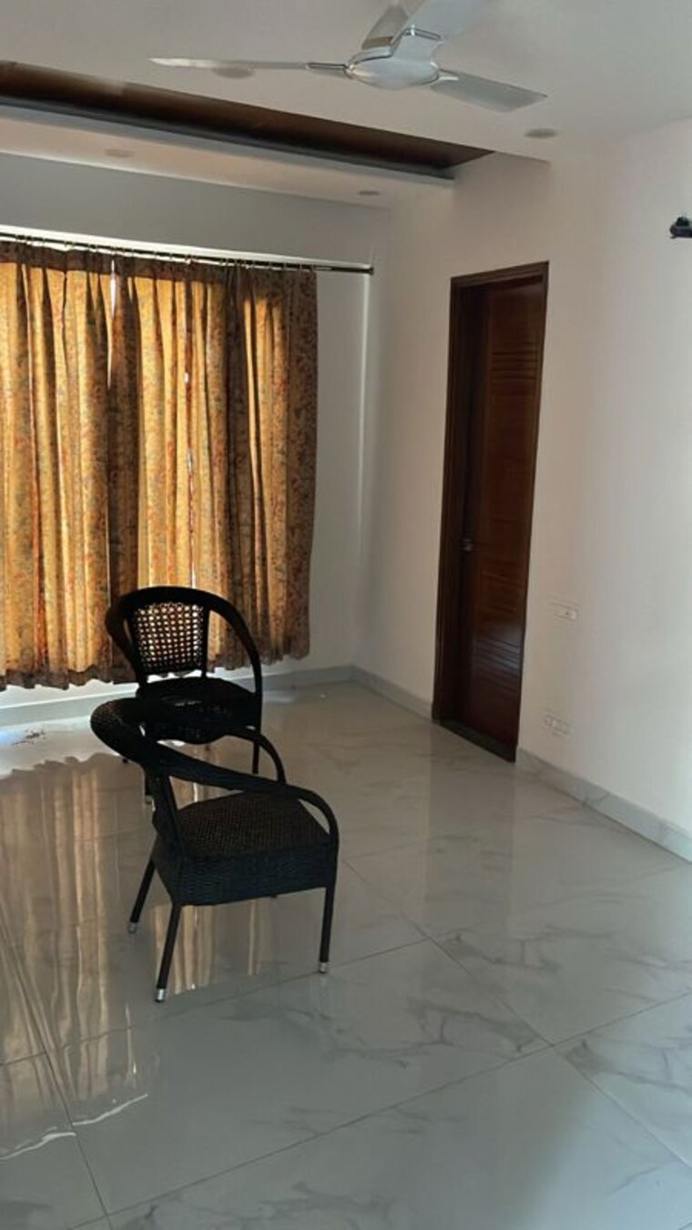 Team Area, panchkula urban estate 3 Bedroom 200 Sq.Yd. Builder Floor In Panchkula Urban Estate Panchkula 9914004