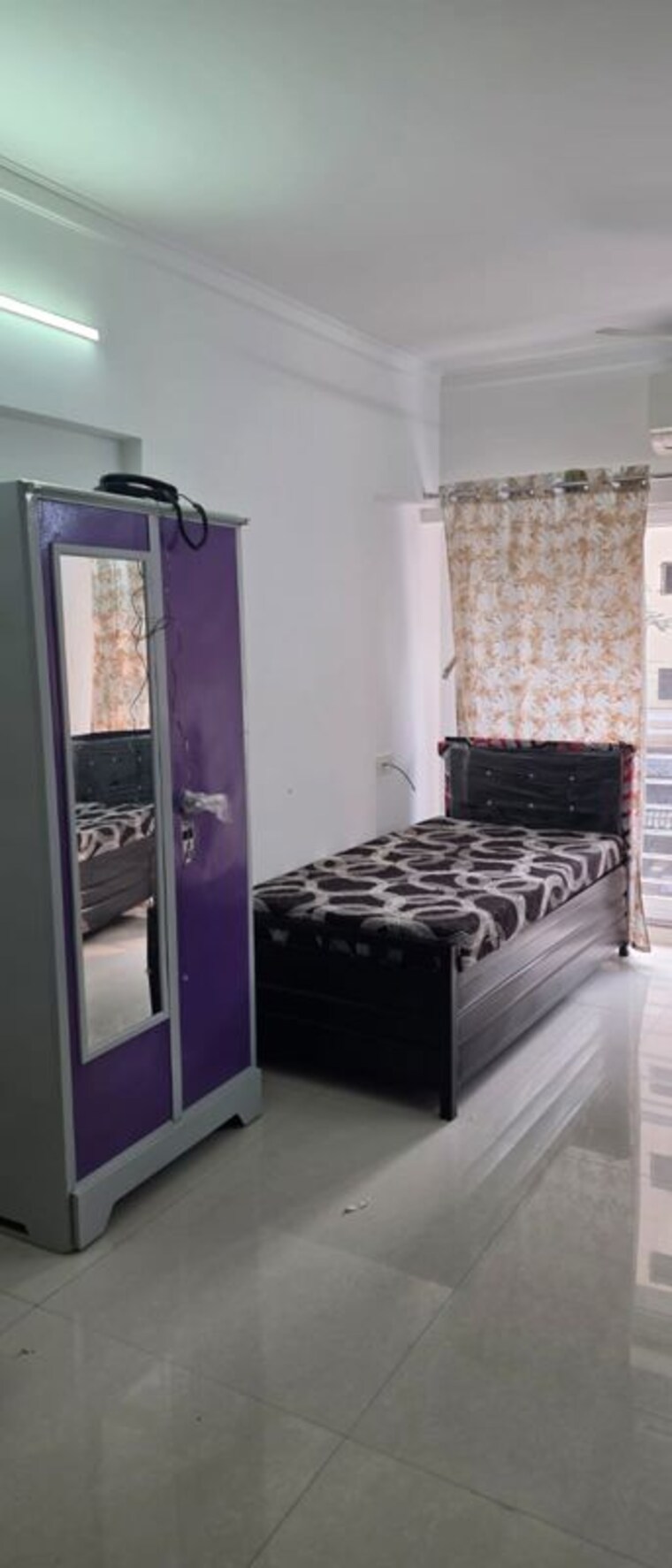 Bedroom, powai Pg For Boys & Girls In Powai 9922085