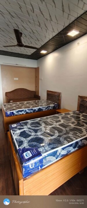 Bedroom in  Pg at Powai – for Rent
