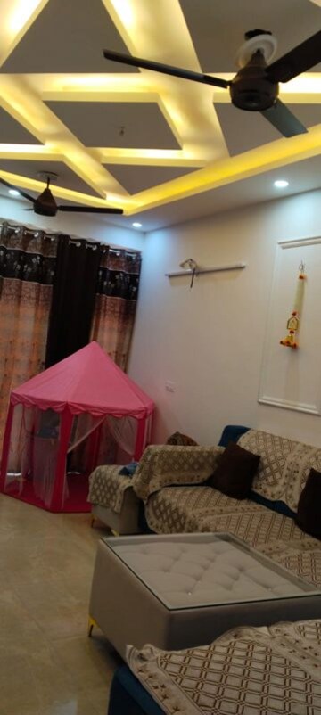 Bedroom in 3 BHK Builder Floor at Signature Global Park 4 and 5, Sohna Sector 36 – for Rent