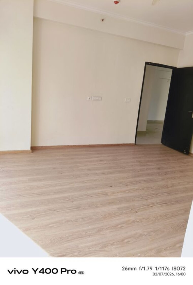 Room, amrapali-crystal-homes 4 Bedroom 2140 Sq.Ft. Apartment In Sector 76 Noida 9922107