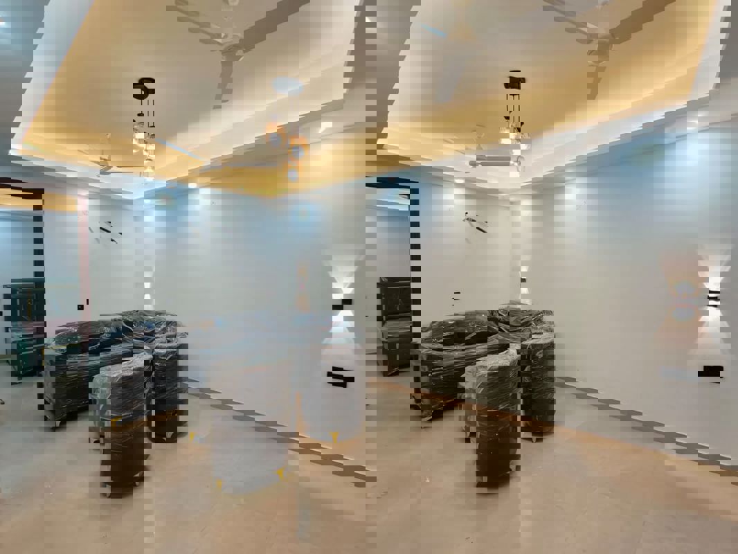 3 BHK Builder Floor For Rent in Saket