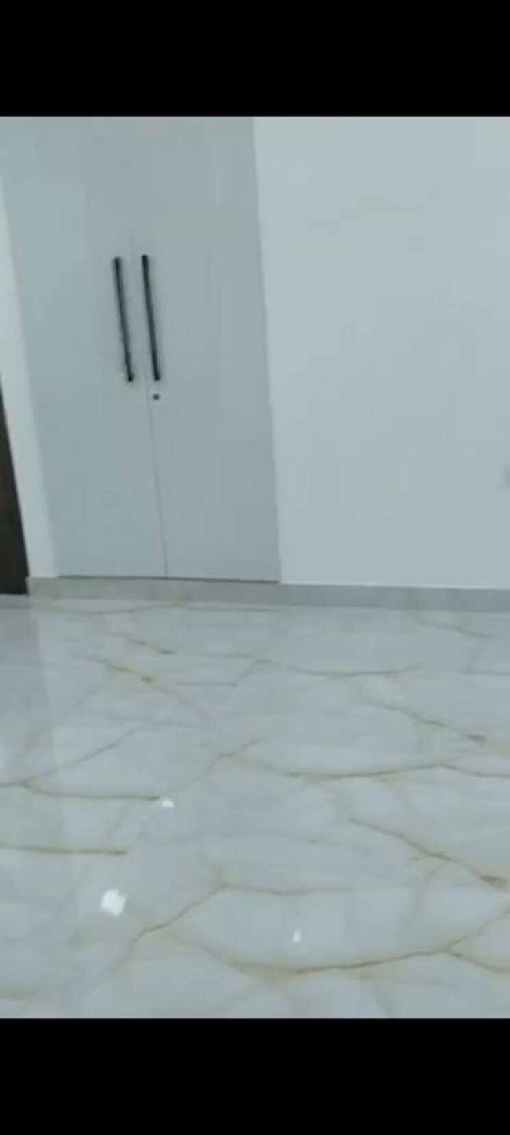 Room, amar colony 2 Bedroom 800 Sq.Ft. Apartment In Amar Colony Delhi 9922157