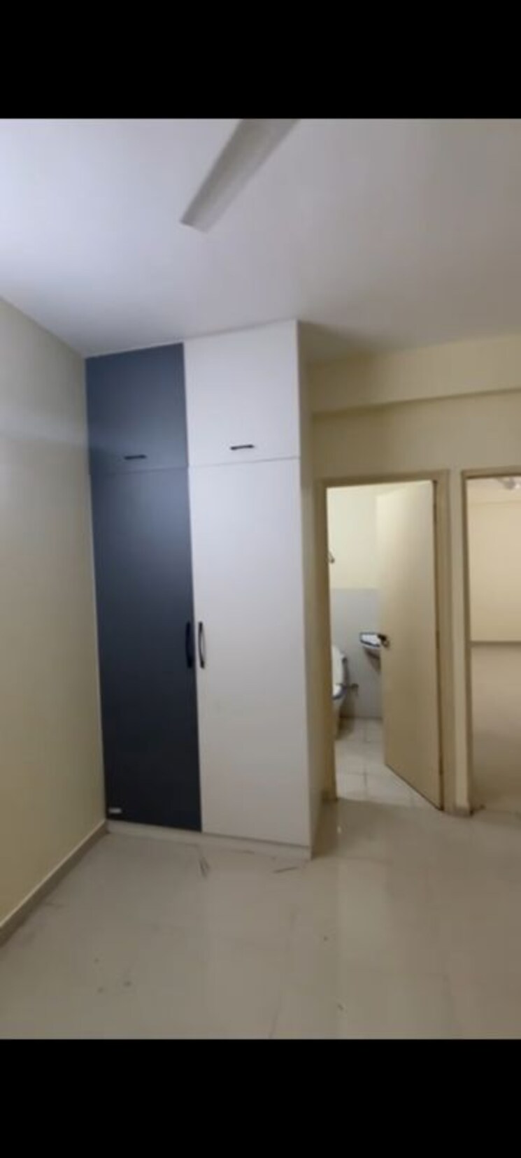 Room, pyramid-elite 2 Bedroom 573 Sq.Ft. Apartment In Sector 86 Gurgaon 9922159