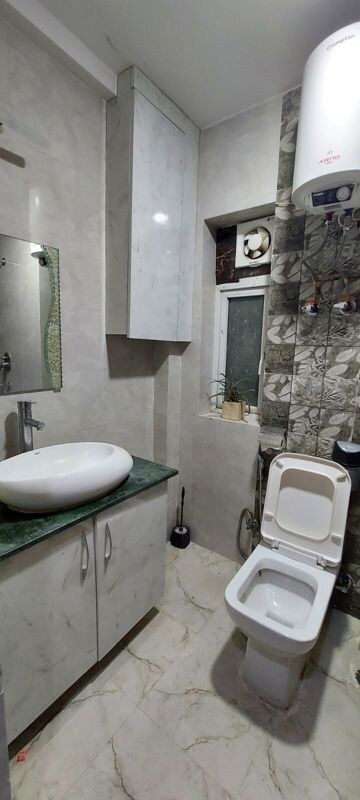 Bathroom in 2 BHK Apartment at BPTP Princess Park, Sector 86 – for Sale