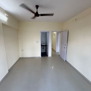 Room in 3 BHK Apartment at Chheda Heights, Sadan Wadi – for Rent