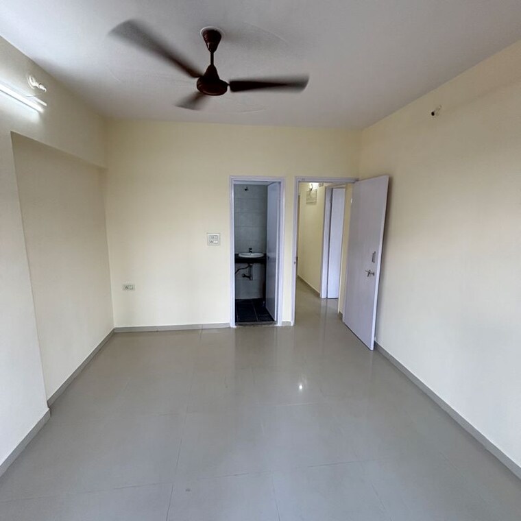 Room, chheda-heights 3 Bedroom 1000 Sq.Ft. Apartment In Sadan Wadi Mumbai 9921203