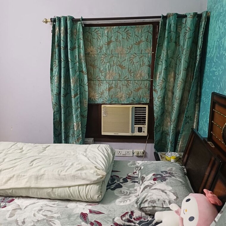 Bedroom, sector 32 2 Bedroom 2100 Sq.Ft. Independent House In Sector 32 Chandigarh 9922174