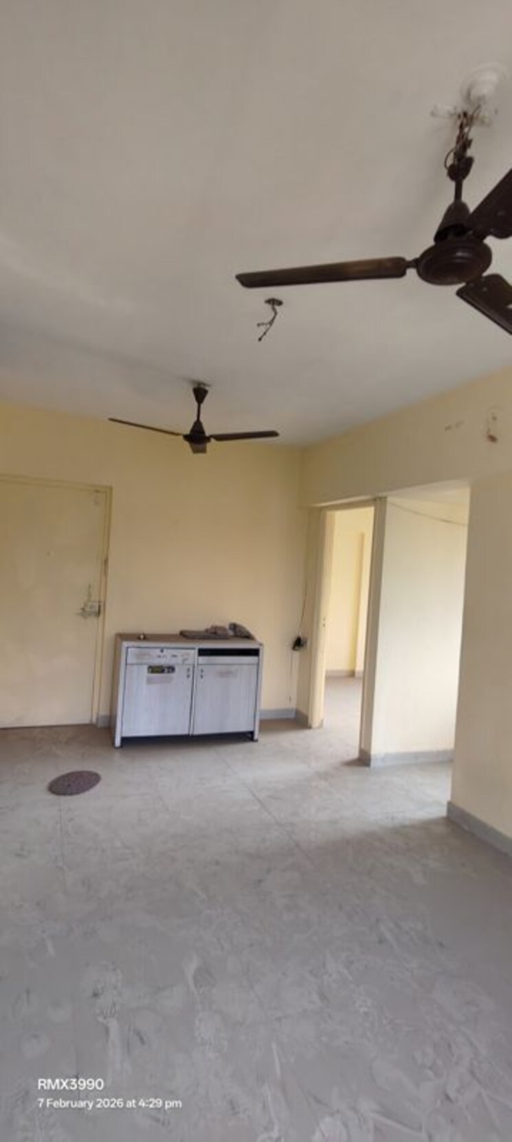 Room, trimurti-narayan 2 Bedroom 700 Sq.Ft. Apartment In Mulund East Mumbai 9922211