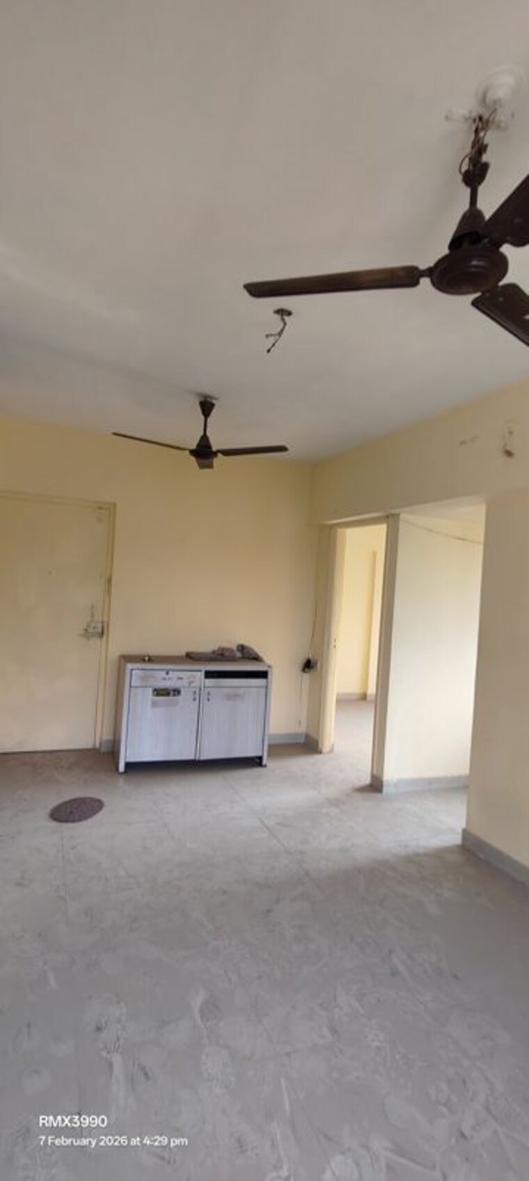 Room, trimurti-narayan 2 Bedroom 700 Sq.Ft. Apartment In Mulund East Mumbai 9922211