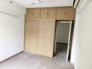 Room in 3.5 BHK Apartment at Emaar Imperial Gardens, Sector 102 – for Sale
