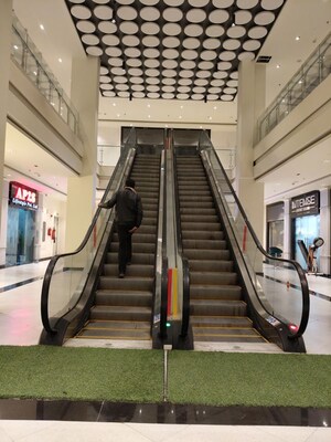  Shop – Exterior View View at Omaxe Hazratganj, Gomti Nagar - for Rent