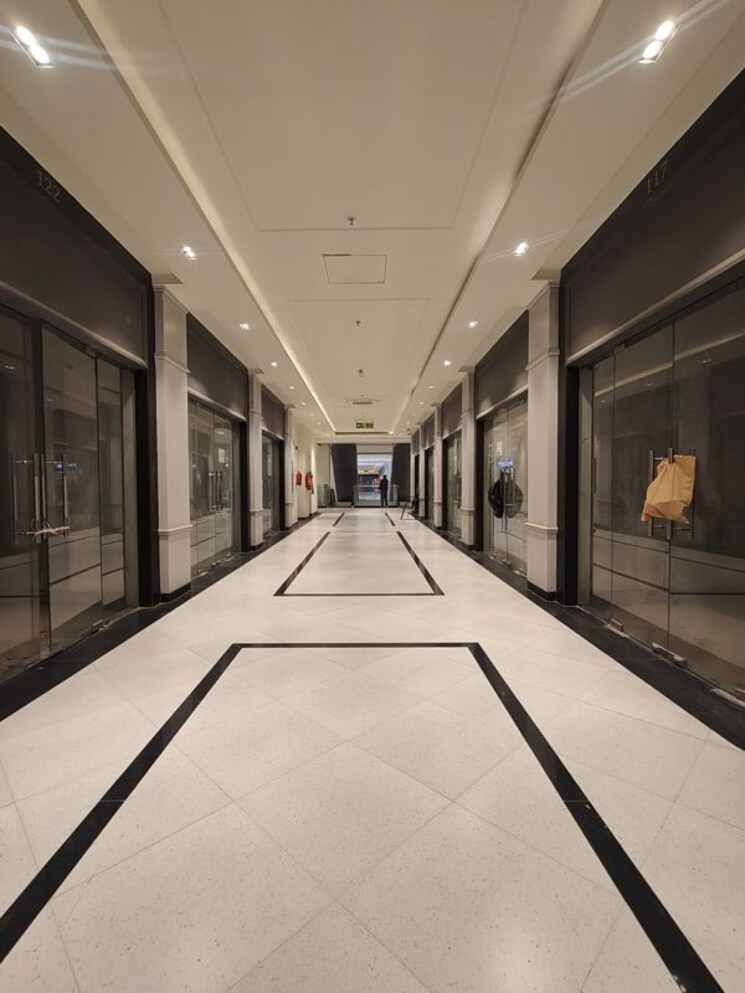 undefined, omaxe-hazratganj Commercial Shop 551 Sq.Ft. In Gomti Nagar Lucknow 9922247