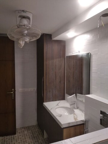 Bathroom in 4 BHK Builder Floor at Panchsheel Enclave – for Rent