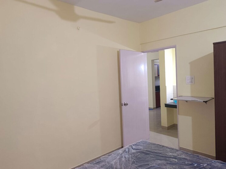 Room, manav-silver-skyscapes 2 Bedroom 701 Sq.Ft. Apartment In Wakad Pune 9922268