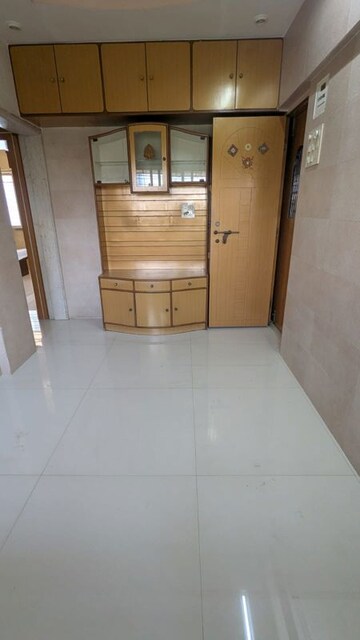 Bathroom in 1 BHK Apartment at Borivali East – for Rent