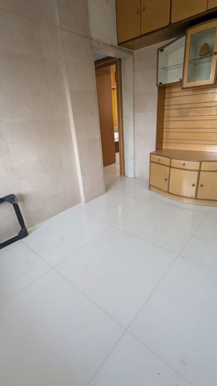 Bathroom, borivali east 1 Bedroom 450 Sq.Ft. Apartment In Borivali East Mumbai 9922282